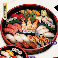 食卓を華やかに彩る多彩なテイクアウトメニューあり◎