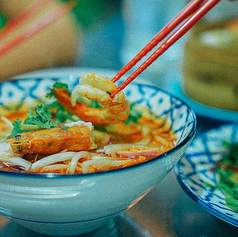 カオサン有名屋台「メム・トムヤムクン」再現のトムヤムクンラーメン！！の写真
