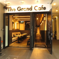 the grand cafeの店内でもイートイン可能◎