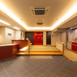 どなたもお楽しみいただけるよう、店内各所がバリアフリーとなっております。気兼ねなくご来店下さい