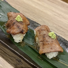 牛タン寿司 2貫