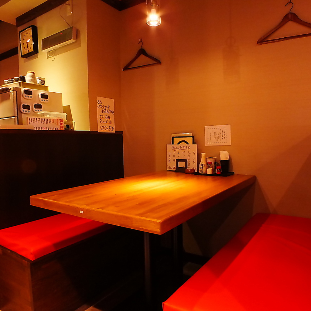 温もりに包まれたあたたかみのある店内でお寛ぎ下さい。