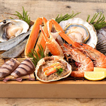 大人気の豪快浜焼は卓上で焼いてよし！調理場で焼いてもらう事も可能♪