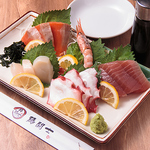 本場の味を堪能！豊富なメニューとお酒をお楽しみください！コース3800円～