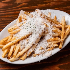 トリュフ風味のチーズのせポテト