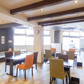 【様々なお席をご用意◎】使い勝手の良いテーブル席やゆったり寛げるお座敷席、お一人様でもお気軽にご利用いただけるカウンター席を、ご用意してお待ちしております。