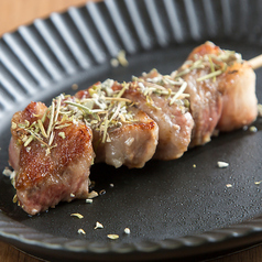 馬カルビスパイス串