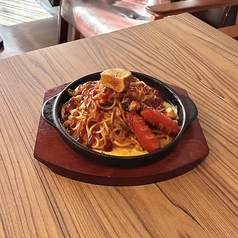 あつあつ鉄板ナポリタン 