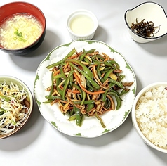 【中華満腹定食!】