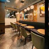 キッサカバ 喫茶酒場 プロント Otemachi One店の雰囲気2