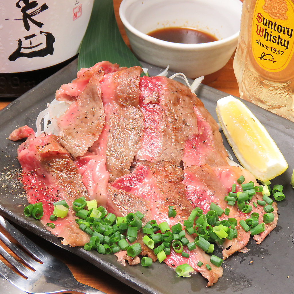 国産和牛ステーキ　１００g１５００円!!絶品の一品。