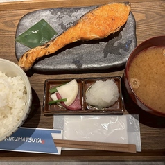 銀鮭の塩焼き定食