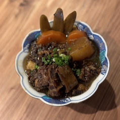 飛騨牛すじ煮込み