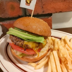 アボカドチーズバーガー