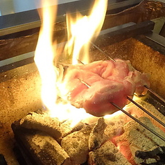 知床鶏の炭火焼き