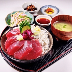 釜揚げしらす・まぐろ丼