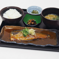 【ランチメニュー】すし土風炉自慢の蕎麦や、ご飯大盛り無料で海鮮丼や定食などをお召し上がりいただけます！メニューも豊富にご用意！美味しいお米は白米・玄米からお選びいただけます！1名様からご利用頂けますので、どうぞお気軽にご来店ください。