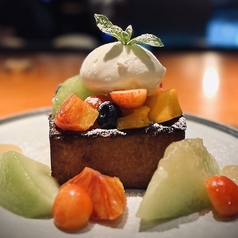 特製フレンチトースト【季節フルーツ】