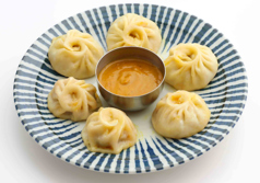 モモ Momo