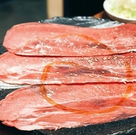 牛タンだけでも、６種類、カルビ系も５種類。