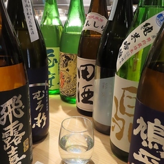 30種の銘柄を取り揃えた日本酒が飲み放題でも◎