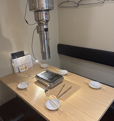 最大6名様までご案内できるテーブル席