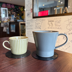 (右)＃和紅茶ロイヤルミルクティー（HOTのみ）