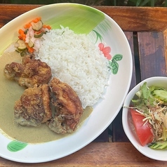 からあげグリーンカレーライス