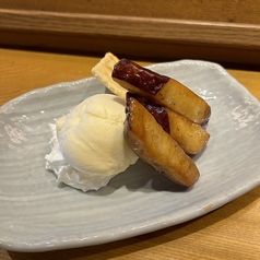 おさつスティック　バニラアイス添え