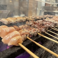 新鮮かつ厳選されたとりと錦爽どりを使用した焼き鳥