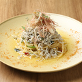 料理メニュー写真&nbsp;生パスタのしらすのペペロンチーノ ～茗荷と紫蘇のアクセント～