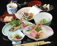 季節ごとの旬のおいしさにこだわります