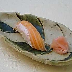 サーモン／やりいか／たい／さば／甘海老／まぐろ