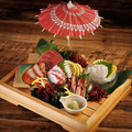 料理メニュー写真 本マグロ入り 刺身五点盛り合わせ