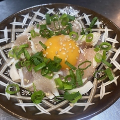 鶏ユッケ