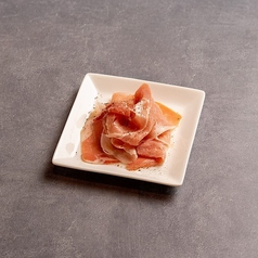 生ハムハーブオイルがけ