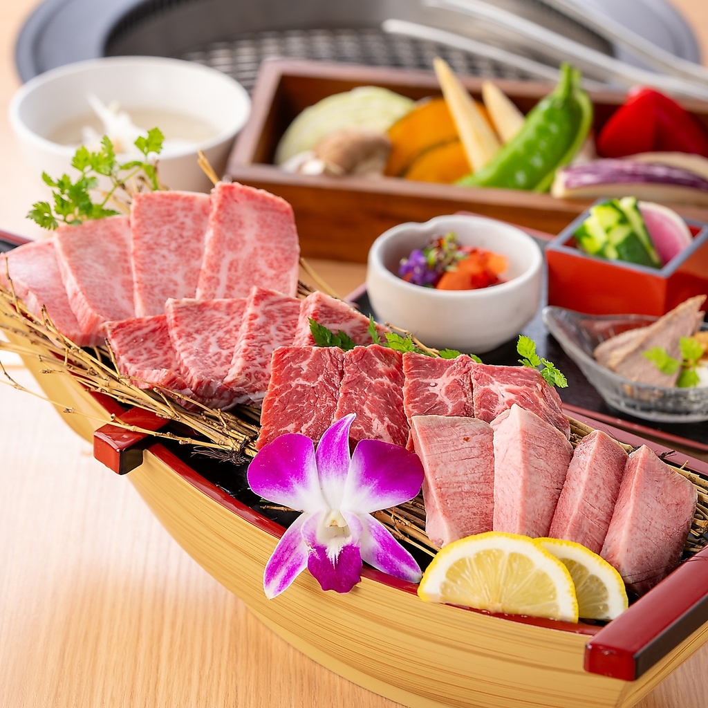 焼肉豪華客船♪贅沢な肉船盛を是非ご堪能あれ！食べて美味しいのはもちろん、見ても愉しめるお店
