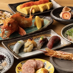 のどぐろ、大海老、金目鯛などの高級食材から、春のサクラマス、夏の鮎といった季節の味覚までの写真
