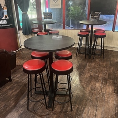 ハイテーブル席