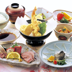 ご当地・下関の味を、一度にご堪能いただけます◎