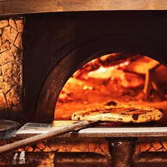 PIZZA LUNCH（薪窯で焼き上げるピッツァ）