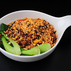 本場汁なし担々麺