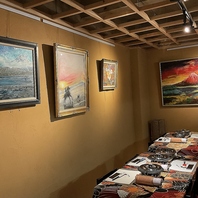 店主が描く、一期一会のアート空間