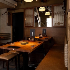 4名テーブル席×2　　8名まで