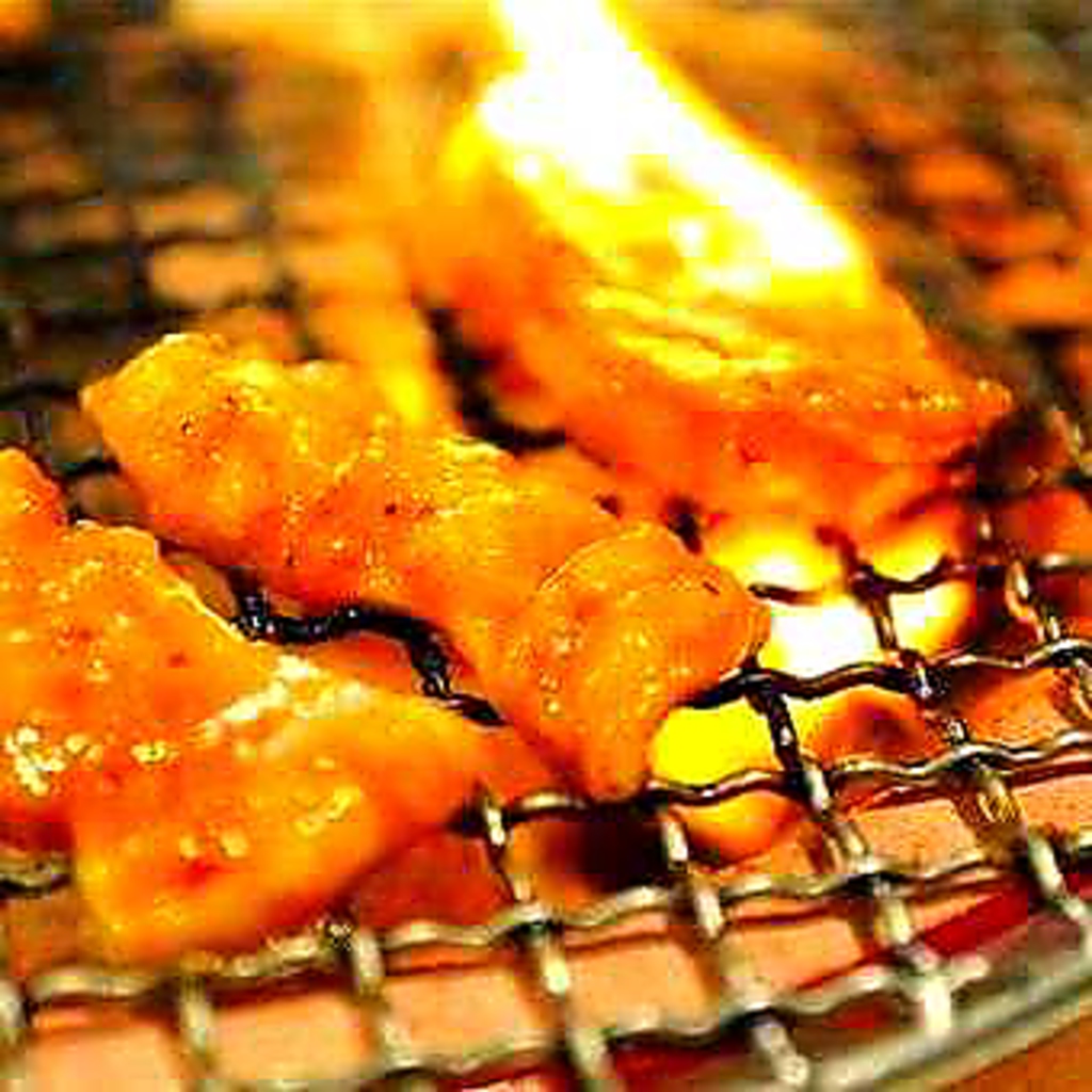 しちりんで焼くと、ホルモンから溢れる肉汁・旨み・食感が絶妙なコラボレーション♪