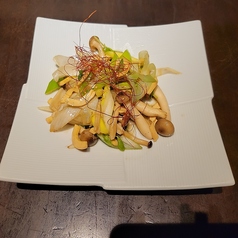 大動脈ときのこの炒め物