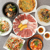 名物サムギョプサルはもちろん、上質な焼肉も存分に味わえます。香ばしく焼き上げた豚の旨味と、本場仕込みのタレで楽しむ多彩な焼肉が一度に楽しめる満足度の高い一軒です。