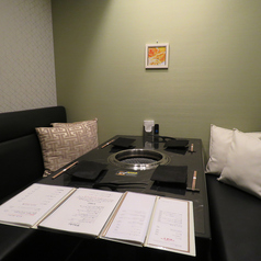 完全個室ございます。3名様からご予約承ります。