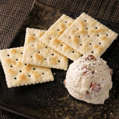 鮭とばクリームチーズ