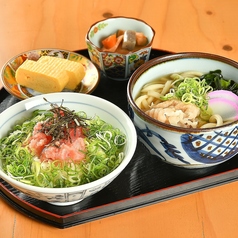 ネギトロ+肉うどんセット